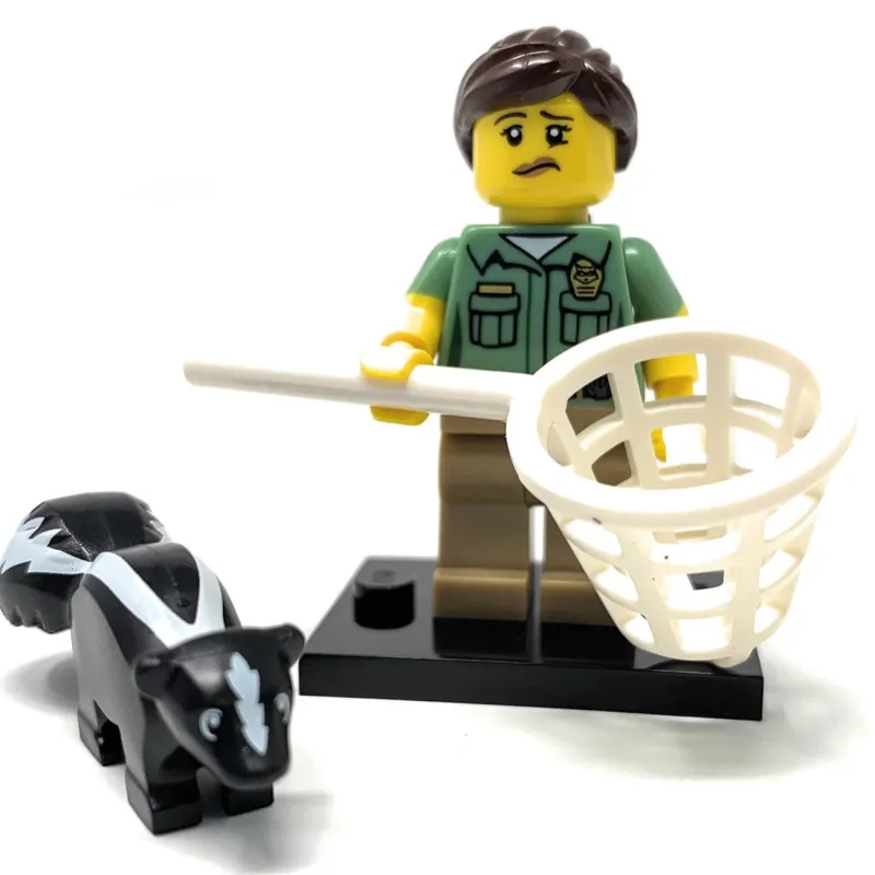 Collectible Minifigures>The Brick Show Shop Animal Control (w/ Skunk) - LEGO Series 15 Collectible Minifigure (201