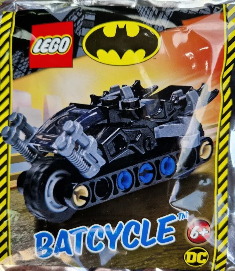 Lego Polybags>The Brick Show Shop Batcycle - LEGO DC Comics Foil Polybag Pack (212222)