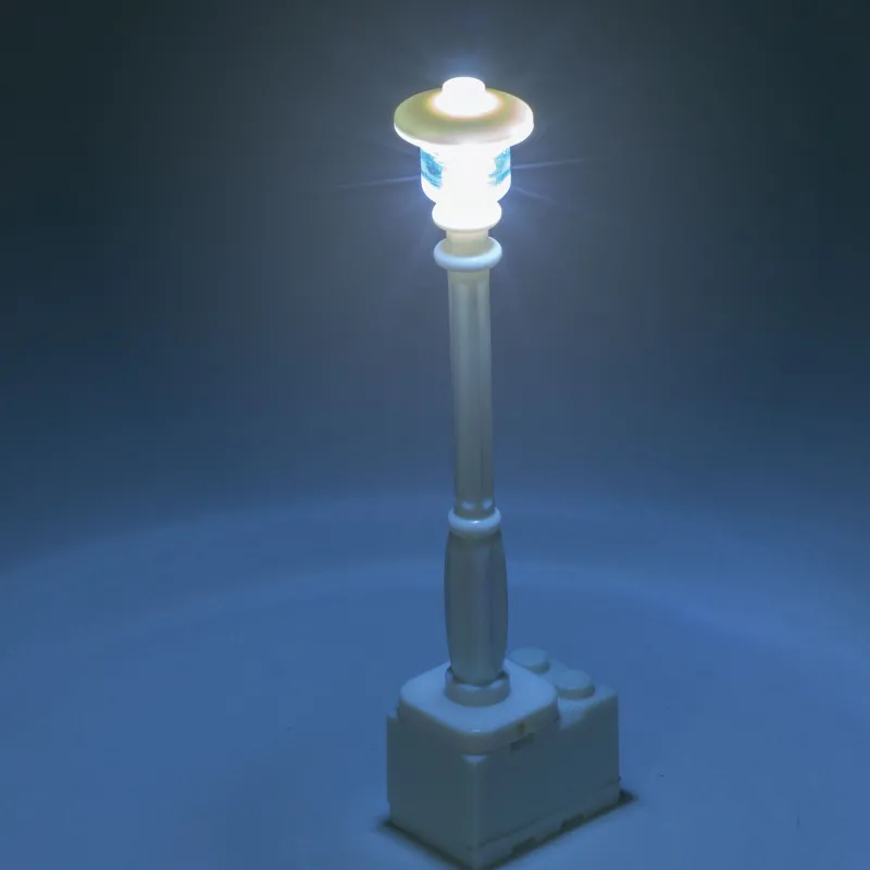 Lego Lighting>The Brick Show Shop Light-Up Lamp Post (White) for LEGO Layouts