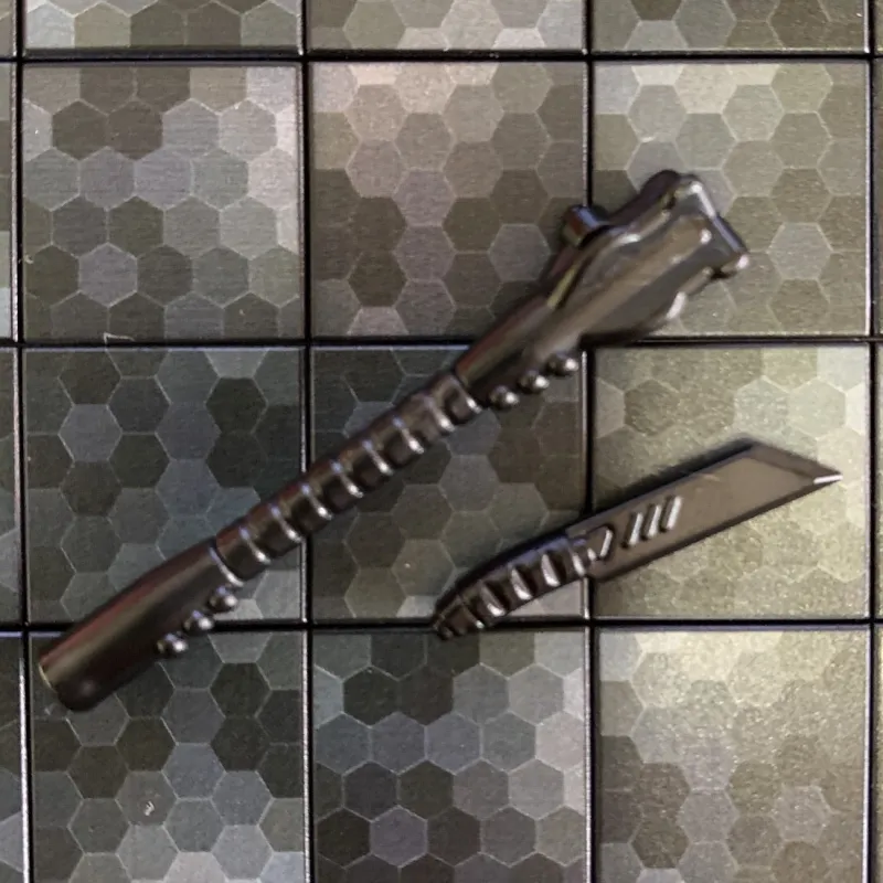 Brickarms>The Brick Show Shop Mace & Knife, Dark Warrior Pack - BrickArms