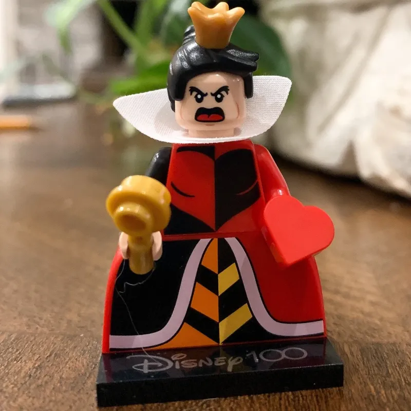 Disney | Collectible Minifigures>The Brick Show Shop Queen of Hearts - LEGO Disney 100 Collectible Minifigure (2023)