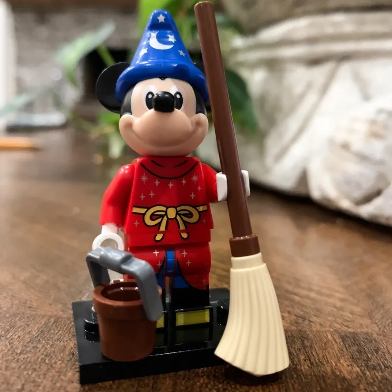Collectible Minifigures | Disney>The Brick Show Shop Sorcerer's Apprentice Mickey - LEGO Disney 100 Collectible Minifigure