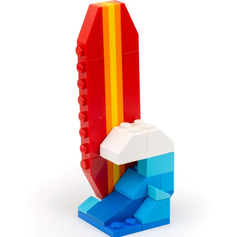 B3 Customs>The Brick Show Shop Surfboard with Wave (Summer Fun!) - Custom Building Set